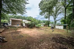 520 Pinecrest Dr, Riverdale, GA 30274 - Photo 17