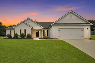 190 Marie Ct, Bethlehem, GA 30620 - Photo 1