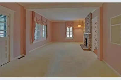 1261 Enota Avenue NE, Gainesville, GA 30501 - Photo 17