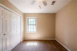 998 Ascot Ct, Riverdale, GA 30296 - Photo 33