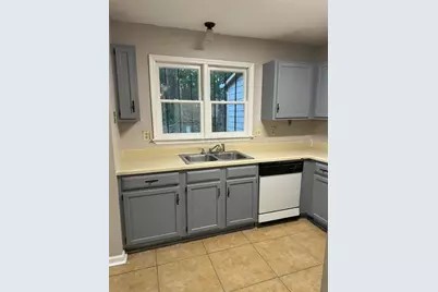 4807 Hairston Place, Stone Mountain, GA 30088 - Photo 5