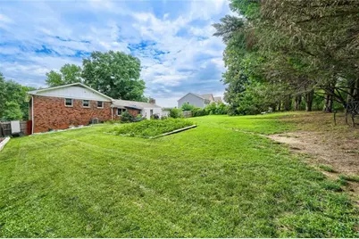 620 Ravenwood Drive, Woodstock, GA 30188 - Photo 23