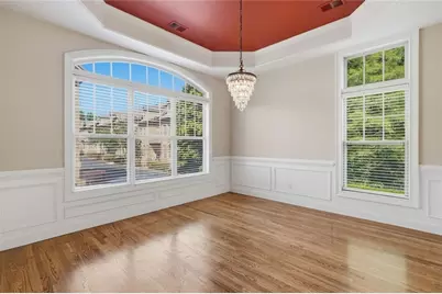 913 Telfair Close, Sandy Springs, GA 30350 - Photo 5
