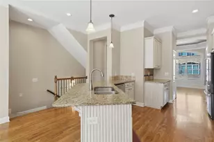 913 Telfair Close, Sandy Springs, GA 30350 - Photo 9