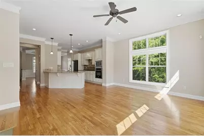 913 Telfair Close, Sandy Springs, GA 30350 - Photo 17