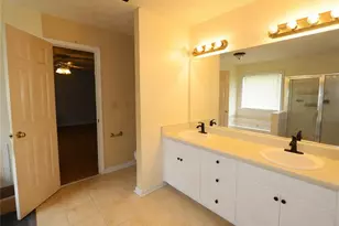 1710 Meadowchase Ct, Snellville, GA 30078 - Photo 11
