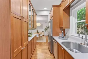 653 Bonaventure Ave NE, Atlanta, GA 30306 - Photo 11