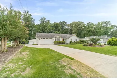 498 Slew Avenue, Lawrenceville, GA 30043 - Photo 5