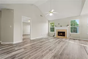 4466 Big Bluff Ct, Douglasville, GA 30135 - Photo 7
