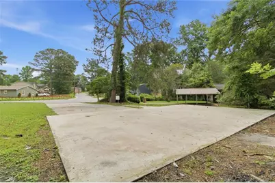 739 S Carter Drive, Jonesboro, GA 30236 - Photo 5