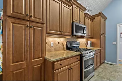 208 Stonegate Court, Canton, GA 30114 - Photo 17
