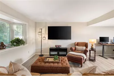 7312 Cardigan Circle, Sandy Springs, GA 30328 - Photo 5