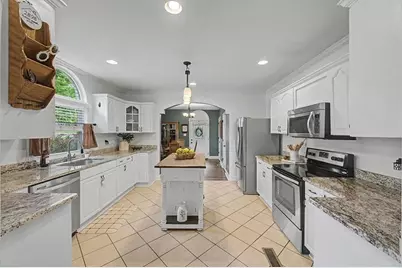 2898 Elizabeth Street SE, Smyrna, GA 30080 - Photo 3