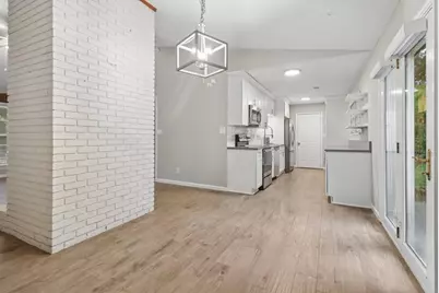 923 Bay Berry Lane, Lawrenceville, GA 30043 - Photo 9