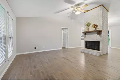 923 Bay Berry Lane, Lawrenceville, GA 30043 - Photo 5