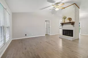 923 Bay Berry Ln, Lawrenceville, GA 30043 - Photo 5