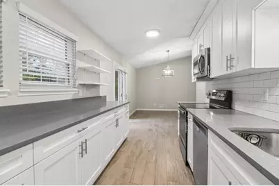 923 Bay Berry Lane, Lawrenceville, GA 30043 - Photo 15