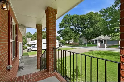 140 Greenmont Circle, Alpharetta, GA 30009 - Photo 3