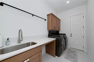 6455 Maddux Path, Cumming, GA 30028 - Photo 23