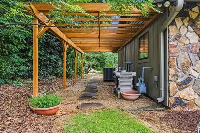 4759 Mockernut Court, Lilburn, GA 30047 - Photo 31