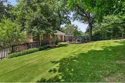 388 Lakemoore Drive NE, Atlanta, GA 30342 - Photo 29
