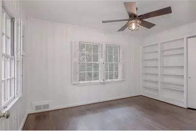 388 Lakemoore Drive NE, Atlanta, GA 30342 - Photo 9