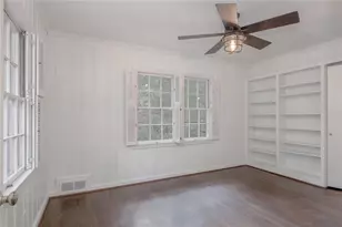 388 Lakemoore Dr NE, Atlanta, GA 30342 - Photo 9