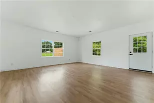 213 Wilbanks Cir, Dallas, GA 30132 - Photo 7