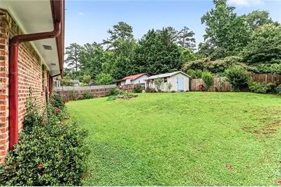 3418 Lake Drive, Lawrenceville, GA 30044 - Photo 35