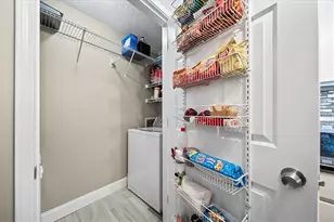 1074 Peachtree Walk NE, Atlanta, GA 30309 - Photo 29