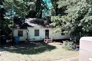 541 Erin Ave SW, Atlanta, GA 30310 - Photo 1