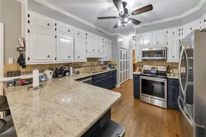 573 N Palisades Circle SE, Marietta, GA 30067 - Photo 3