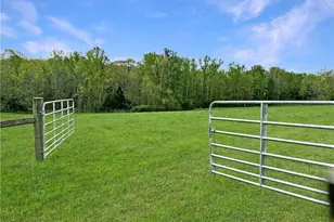 960 Goose Neck Rd, Eastanollee, GA 30538 - Photo 1