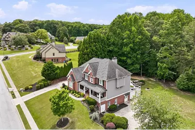 411 Hunting Hills Drive, Braselton, GA 30517 - Photo 5