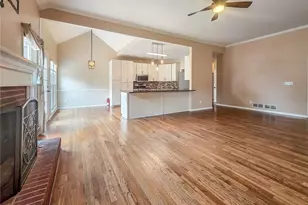 1475 Barrett Pl Ln, Lawrenceville, GA 30043 - Photo 15