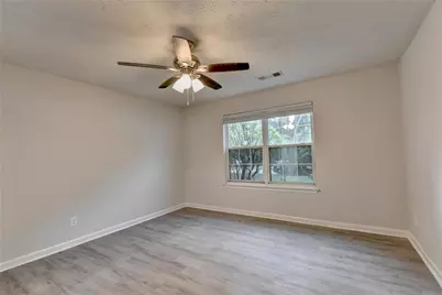 437 Crested View Drive, Loganville, GA 30052 - Photo 3