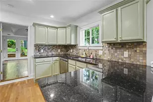 79 Lakeview Dr NE, Atlanta, GA 30317 - Photo 15