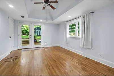 79 Lakeview Drive NE, Atlanta, GA 30317 - Photo 19