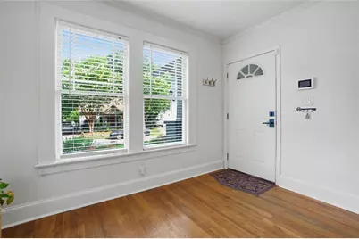 79 Lakeview Drive NE, Atlanta, GA 30317 - Photo 9