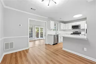 5651 Wells Cir, Stone Mountain, GA 30087 - Photo 7