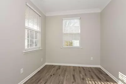 328 Hiawassee Drive, Woodstock, GA 30188 - Photo 9