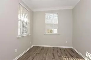 328 Hiawassee Dr, Woodstock, GA 30188 - Photo 9