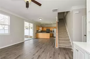 328 Hiawassee Dr, Woodstock, GA 30188 - Photo 9