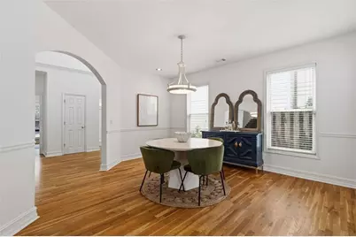 1366 Brookhaven Village Circle NE, Brookhaven, GA 30319 - Photo 11