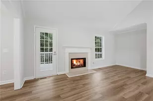 7035 Crossview Dr, Cumming, GA 30041 - Photo 11