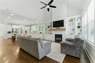 3573 Brookleigh Ln NE, Atlanta, GA 30319 - Photo 3