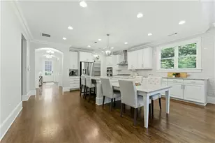 3573 Brookleigh Ln NE, Atlanta, GA 30319 - Photo 7
