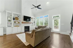 3573 Brookleigh Ln NE, Atlanta, GA 30319 - Photo 5