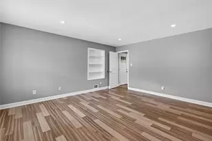3954 Honeysuckle Ln, Conley, GA 30288 - Photo 5