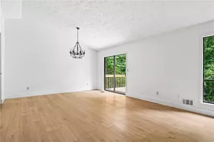 2550 Big Oaks Dr SW, Marietta, GA 30064 - Photo 15